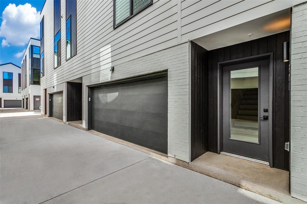 5609 Live Oak St #5609-301 - Photo 6 of 18