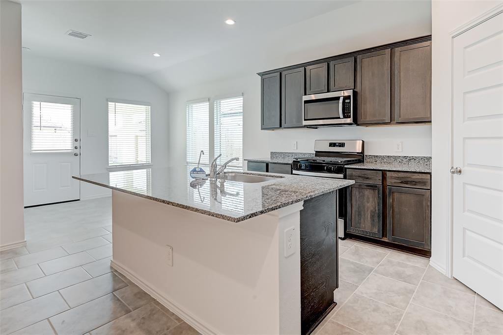 7502 Cynomys Ct #7502 - Photo 4 of 10