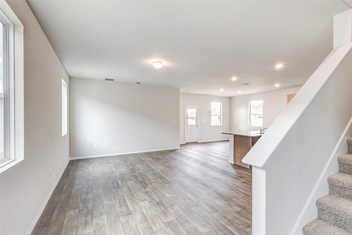 2607 Derwent Dr #2607 - Photo 6 of 36