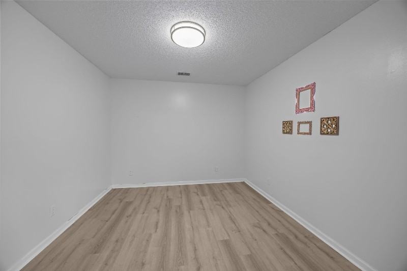 1308 Markley Ct - Photo 7 of 20