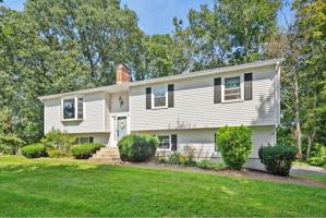 featured image of 16 Springbrook Ln