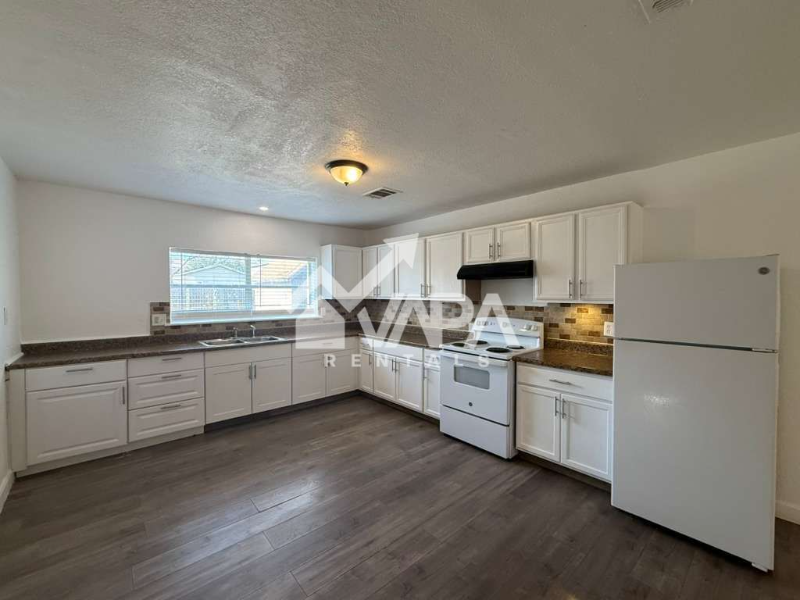 4743 Georges Farm - Photo 6 of 14