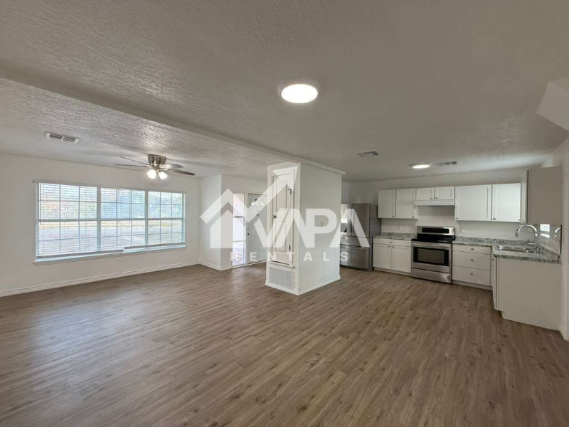 2902 Woodcliffe St - Photo 2 of 18