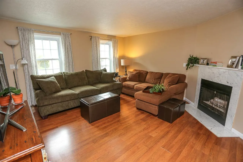 106 Weston Rd - Photo 4 of 19