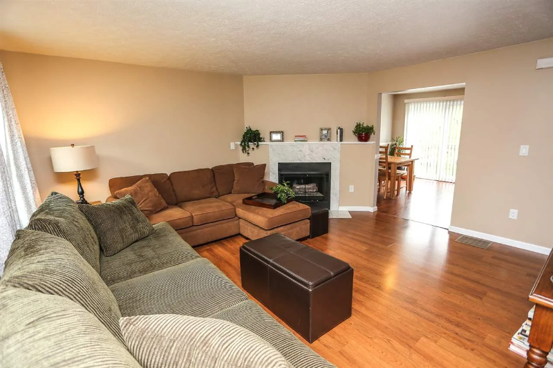 106 Weston Rd - Photo 5 of 19