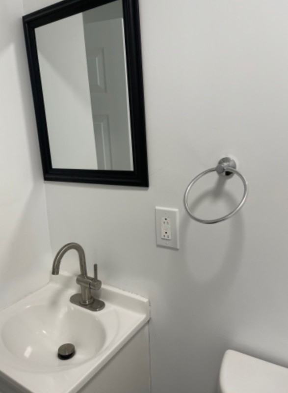 123 N 53rd St #2 - Photo 5 of 10