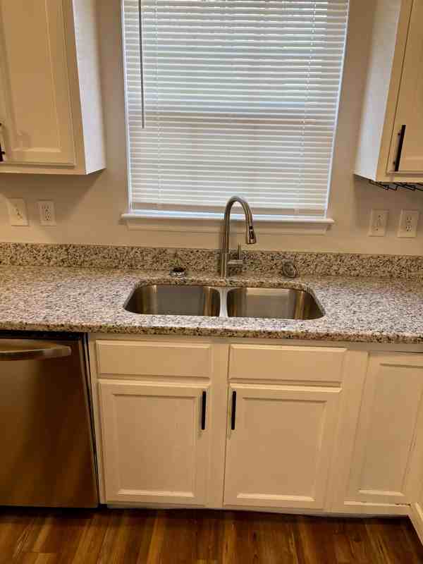 1915 Birmingham Ave - Photo 6 of 39