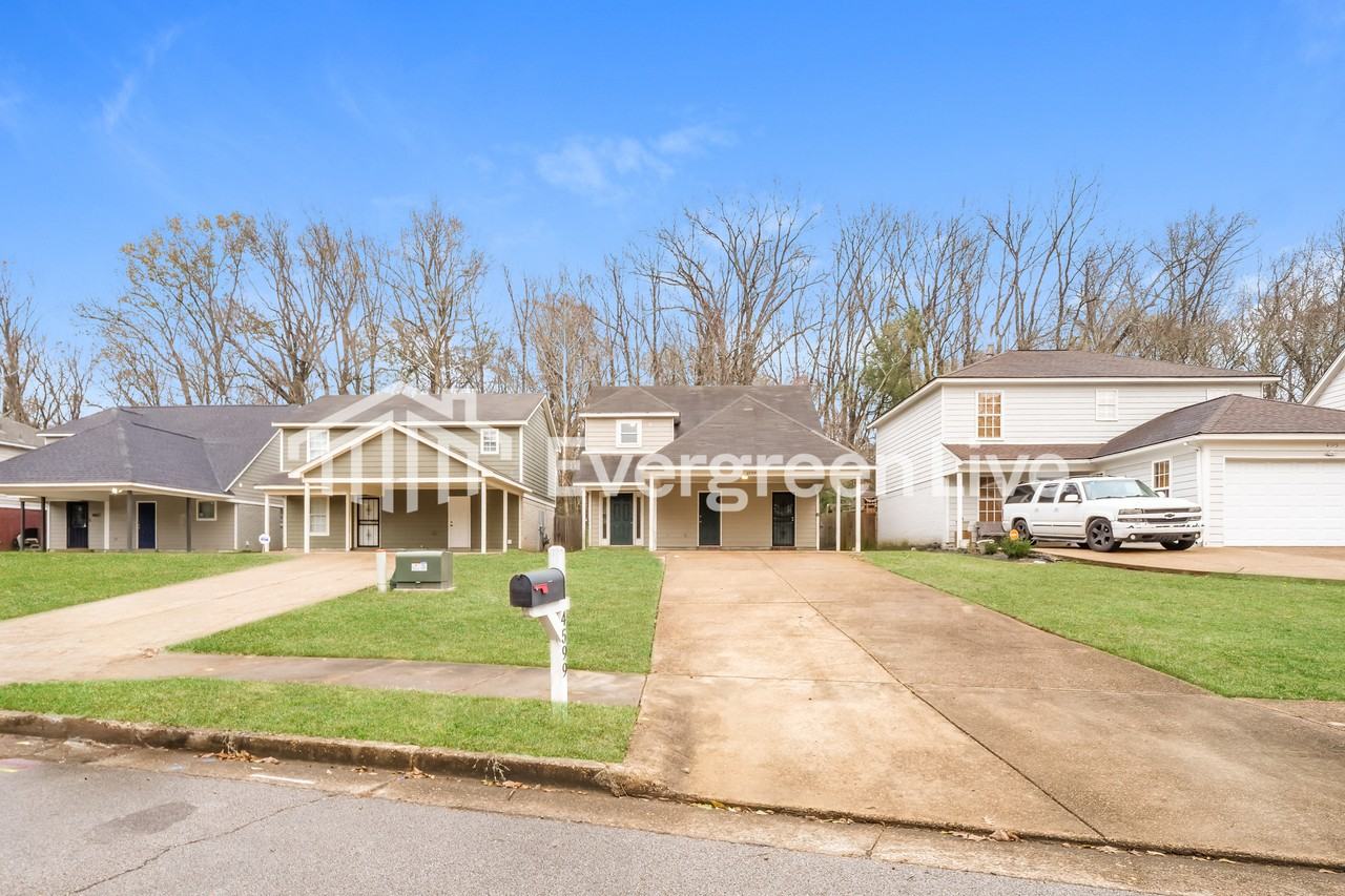 4599 Addington Dr - Photo 2 of 16