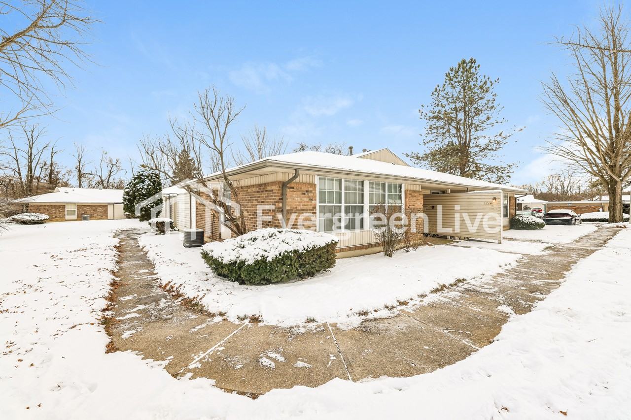 5714 Troy Villa Blvd - Photo 2 of 13