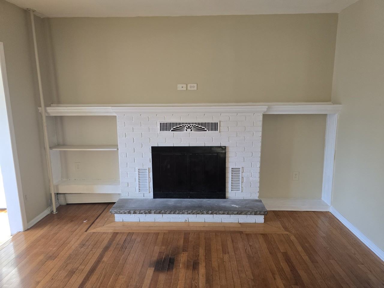 836 Mantoloking Rd #836-1 - Photo 2 of 3