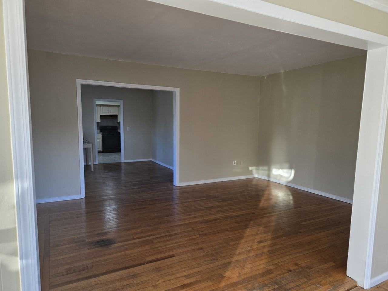 836 Mantoloking Rd #836-1 - Photo 3 of 3