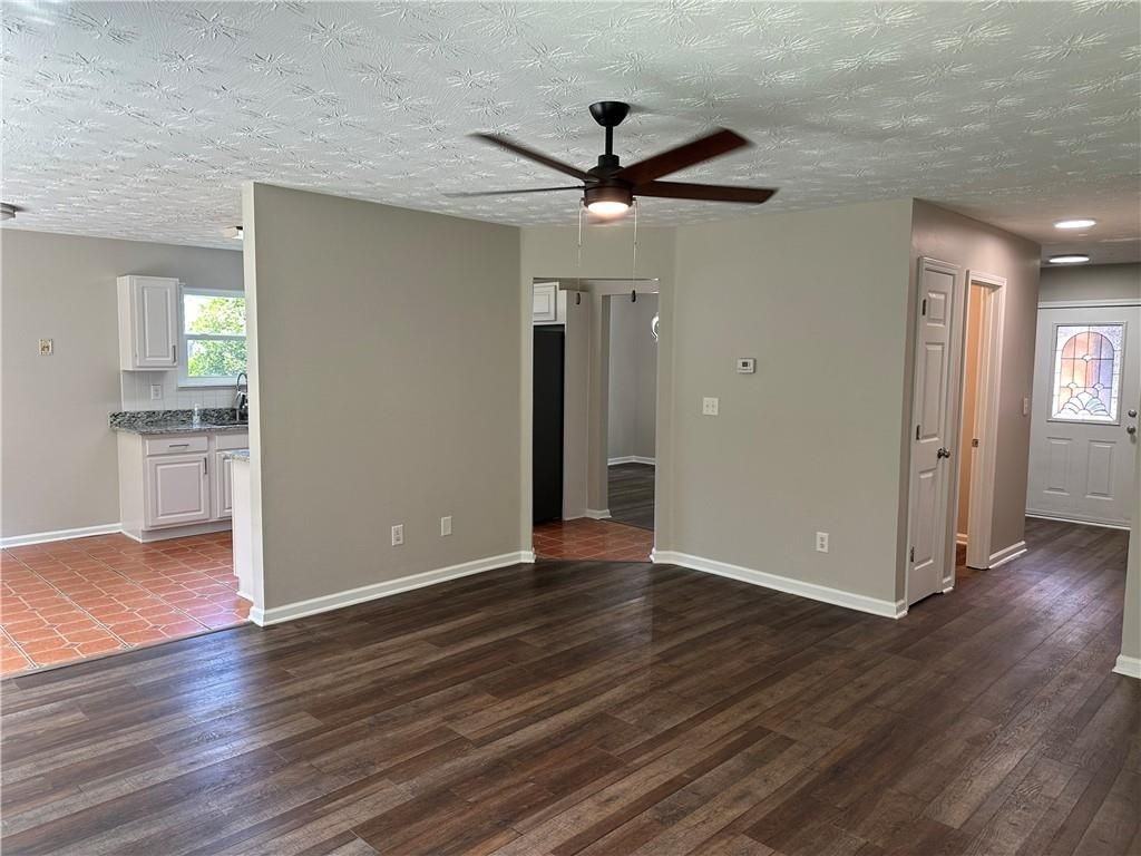 3020 Arden Ridge Dr - Photo 4 of 16