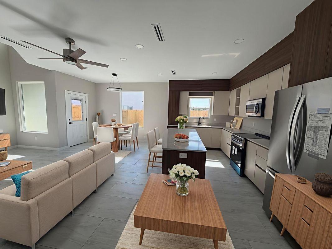 2224 Corales St - Photo 4 of 23