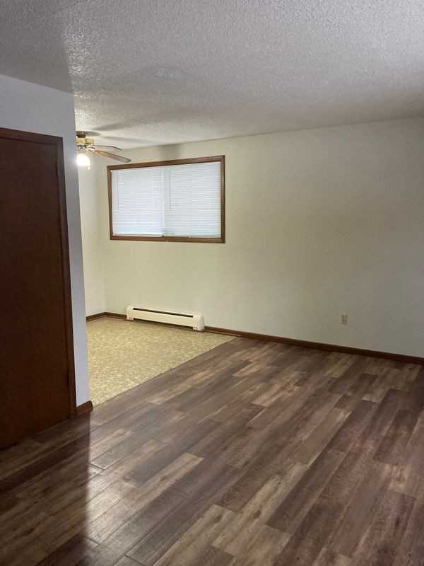 190 Cleveland Ave - Photo 3 of 15