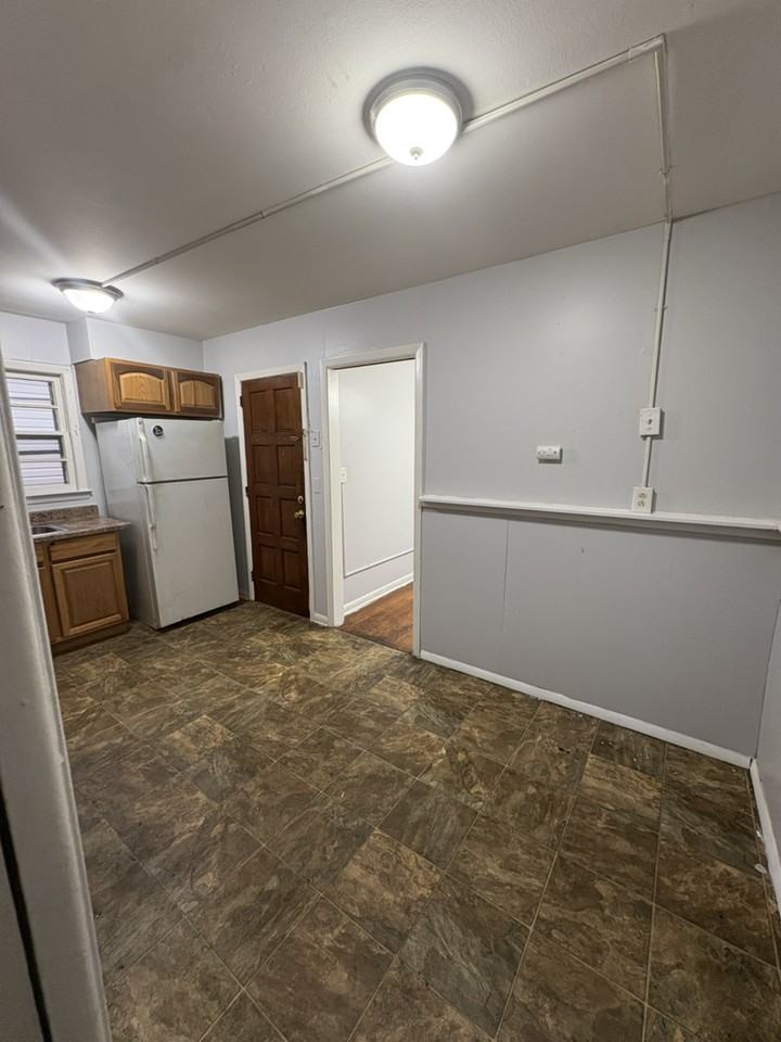 15 Crescent Ct - Photo 4 of 10