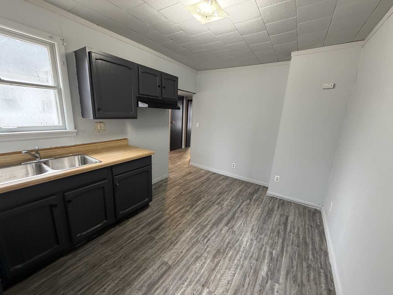 1002 W Williams St #NA - Photo 4 of 13