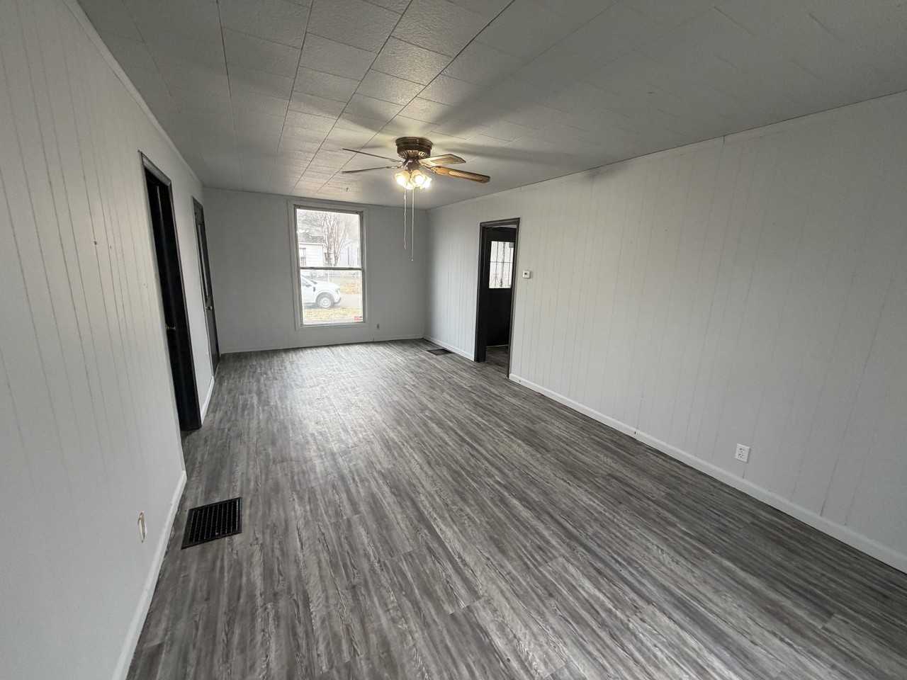 1002 W Williams St #NA - Photo 6 of 13