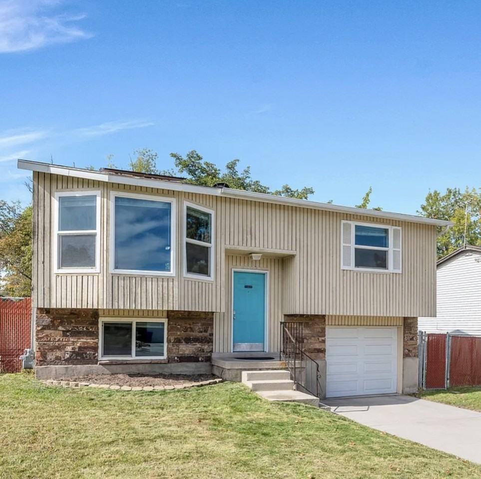 5522 S 3500 W #NA - Photo 2 of 17