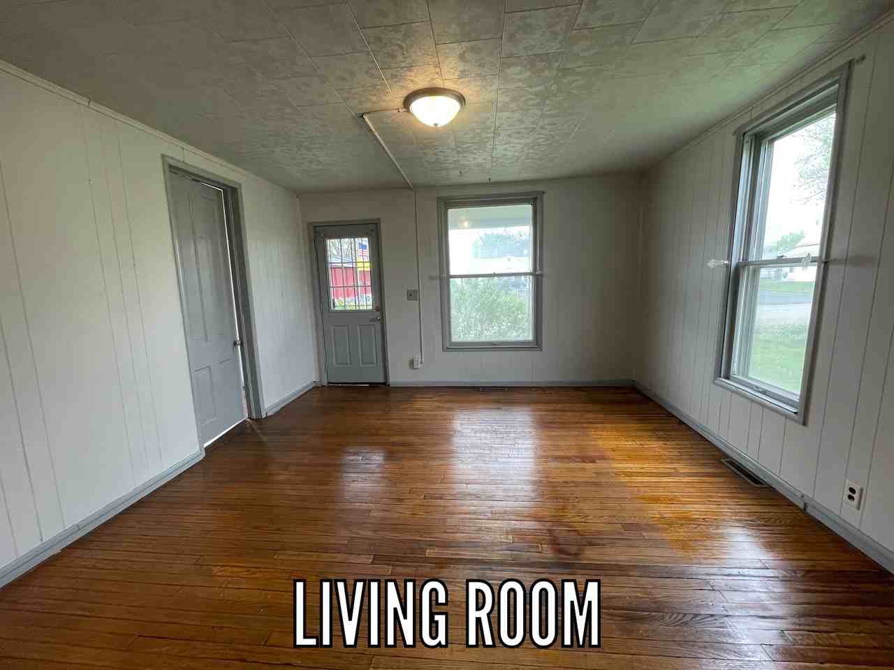 501 Avenue B #NA - Photo 3 of 19