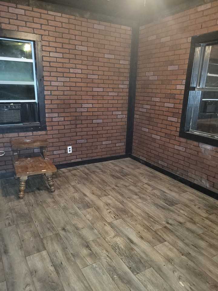 8636 Gina Ln #C - Photo 5 of 7