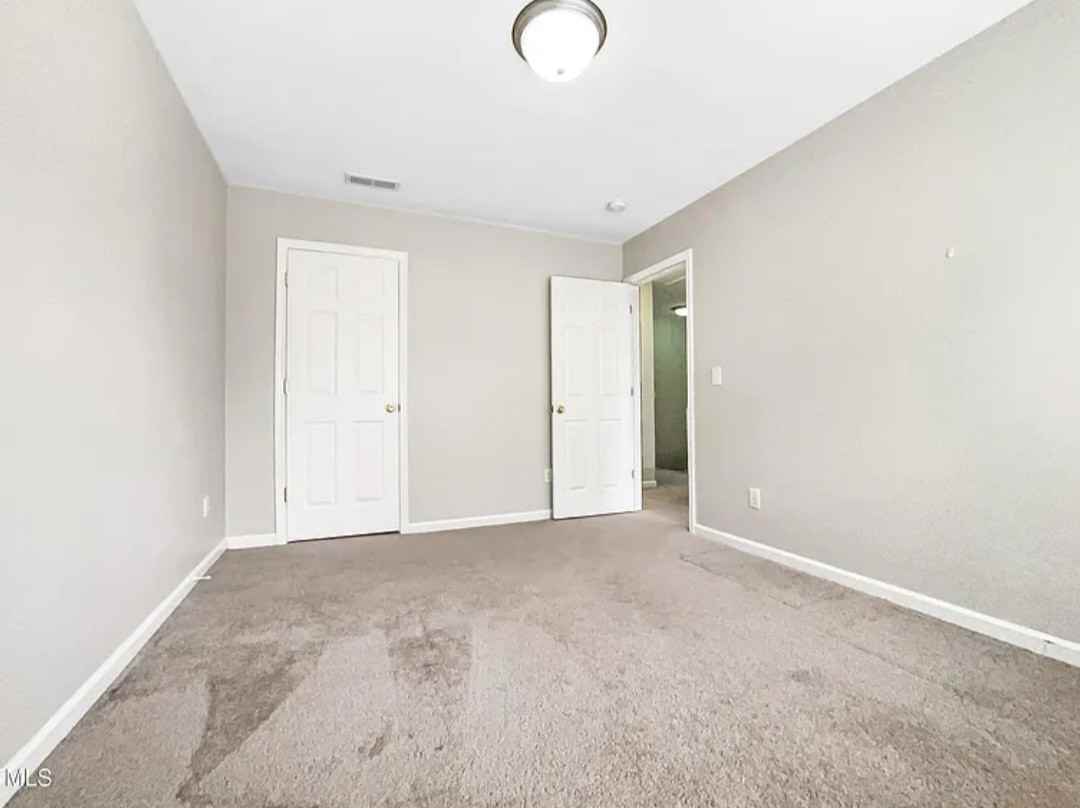 203 Canyon Lake Cir #0 - Photo 7 of 15