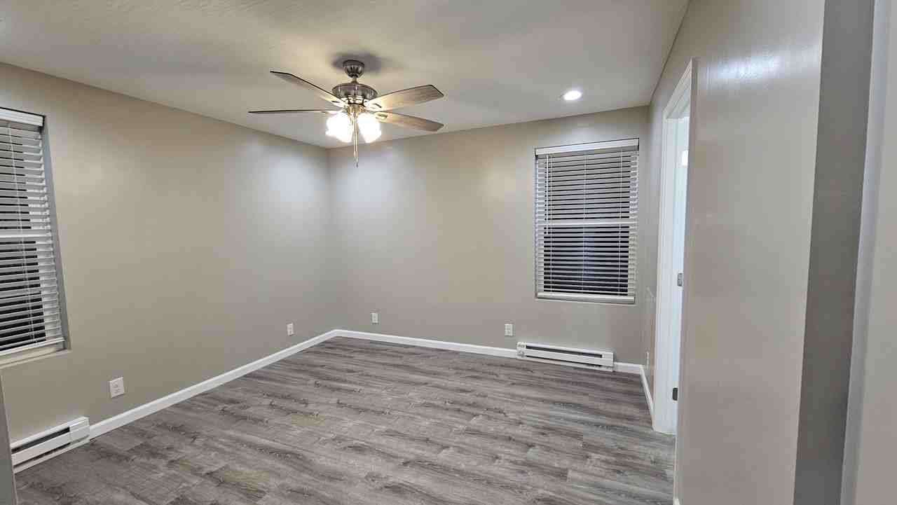 715 W 8th St #NA - Photo 7 of 17