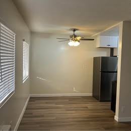 1193 N Ardmore Ave #8 - Photo 3 of 9