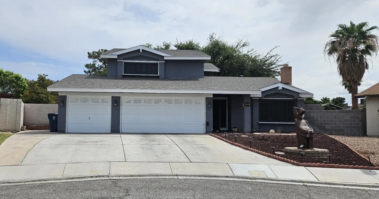 4585 Casa Mia Cir #NA - Photo 2 of 13