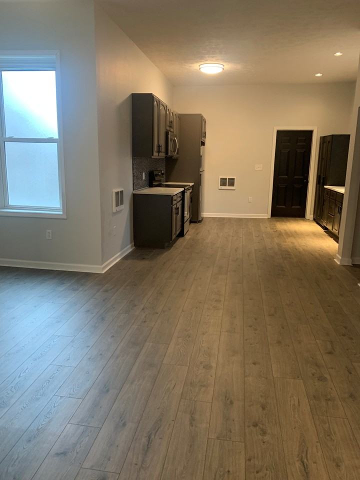 3022 Perrysville Ave #1 - Photo 5 of 18