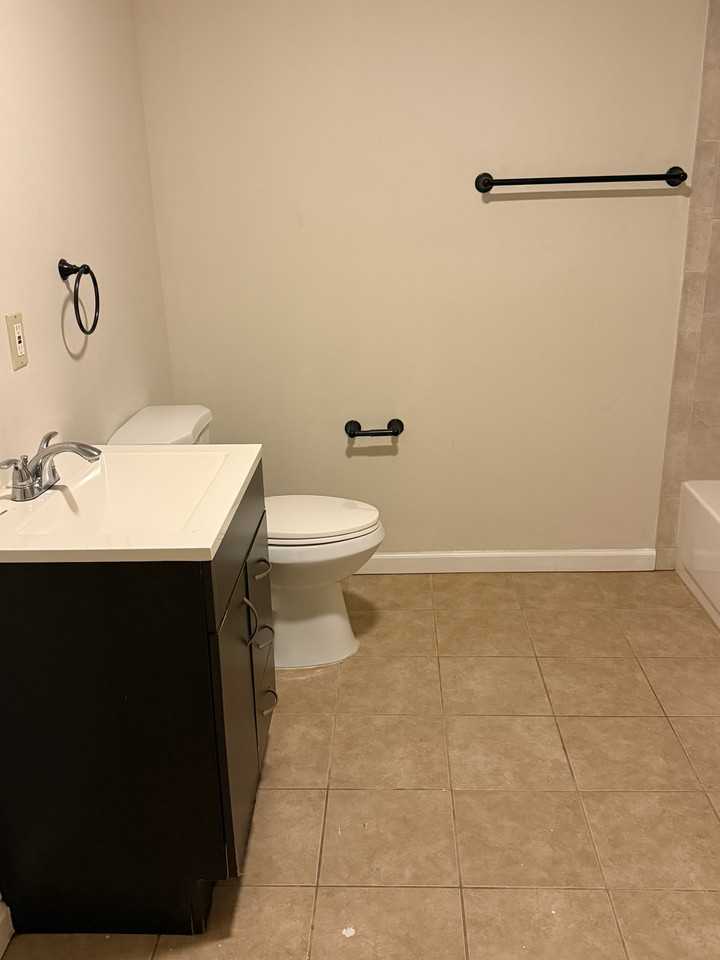 11415 Falcon Ridge Ct - Photo 5 of 5