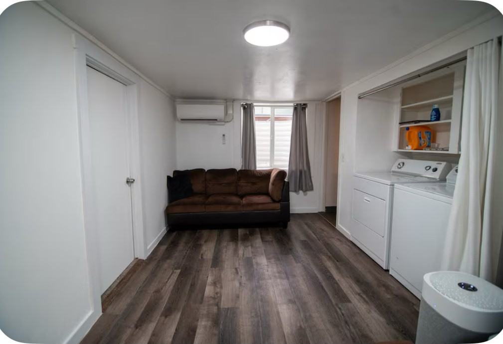 205 S Washington St #NA - Photo 2 of 11