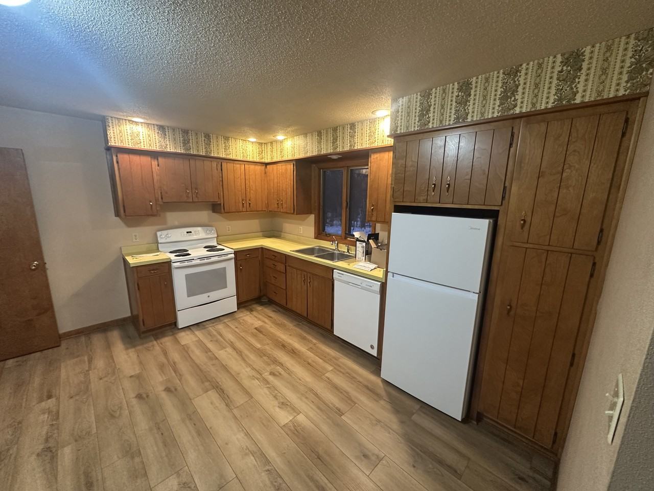 809 2nd Ave Ne #0 - Photo 6 of 15