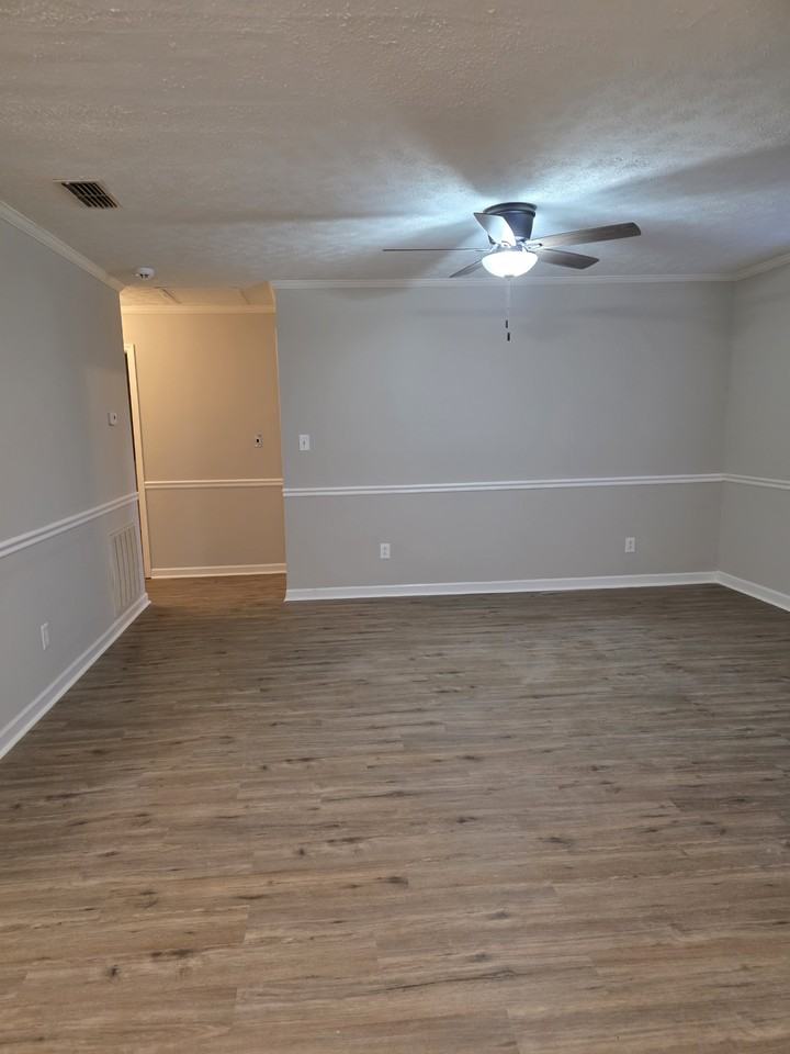 217 S Hancock St #NA - Photo 4 of 14