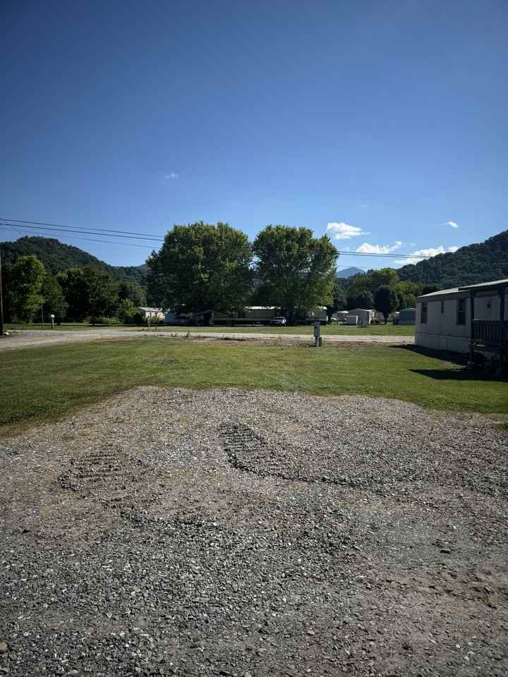 25 Compromise Dr #1 - Photo 2 of 3