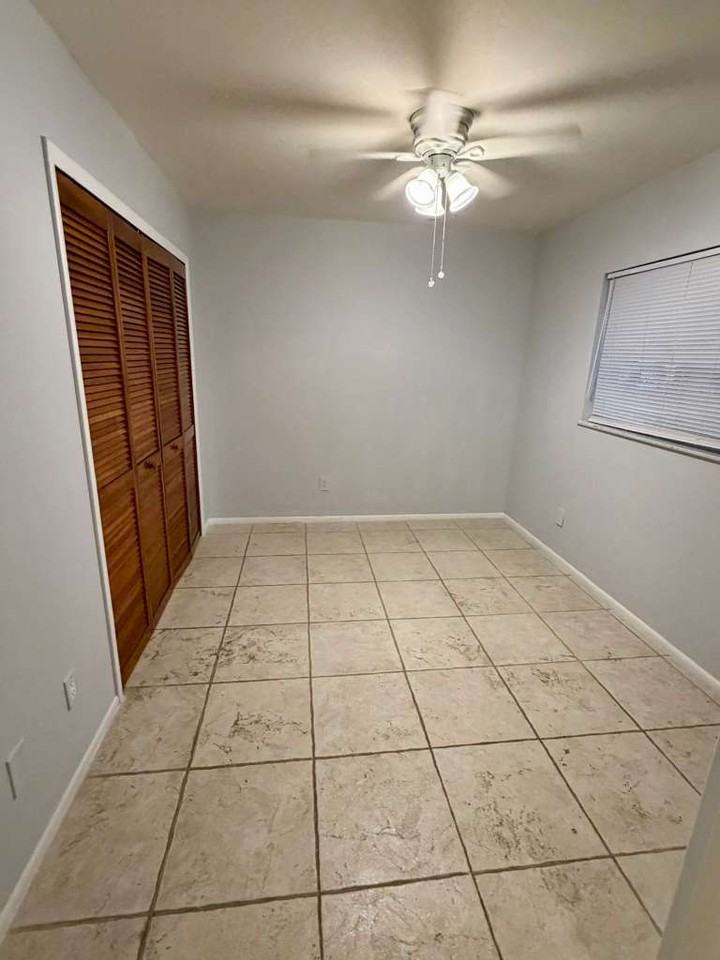 4730 Se 1st Pl #202 - Photo 7 of 18