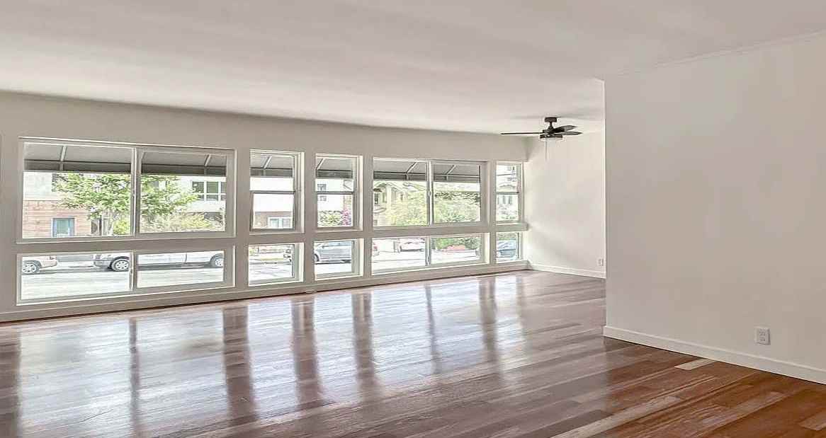 1241 N Fairfax Ave #1 - Photo 2 of 11