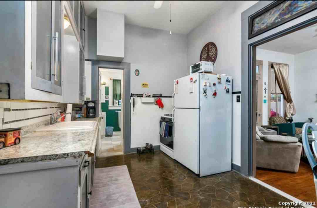 2223 E Commerce St #NA - Photo 5 of 29