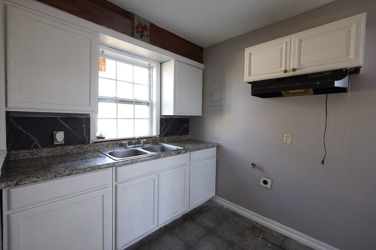 2361 Joy Ln #NA - Photo 7 of 41