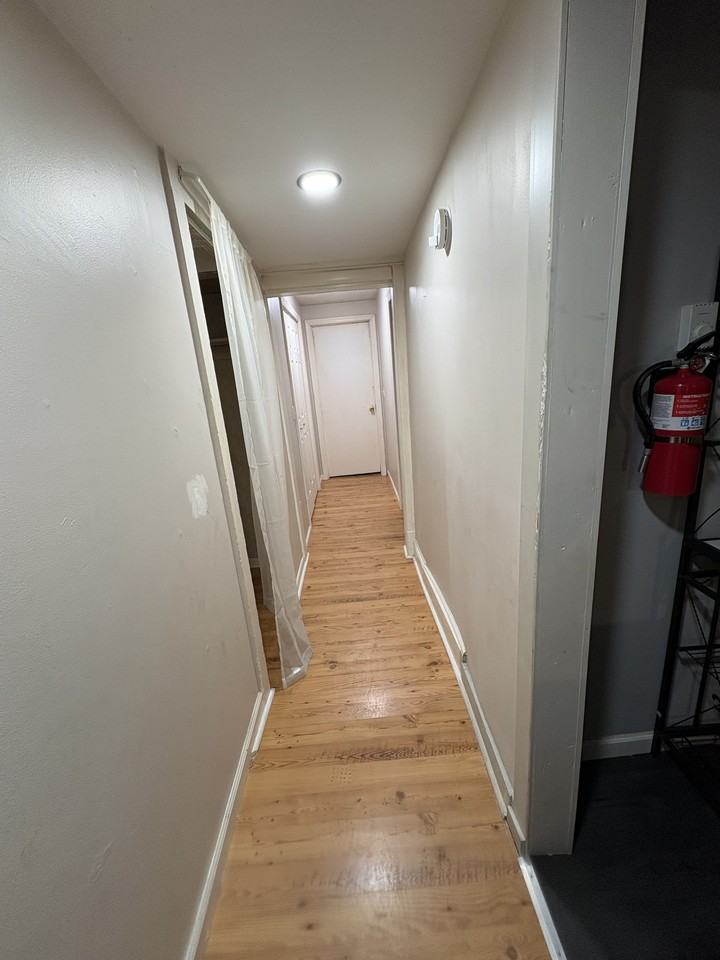 337 E Norwegian St #1stFL - Photo 5 of 8