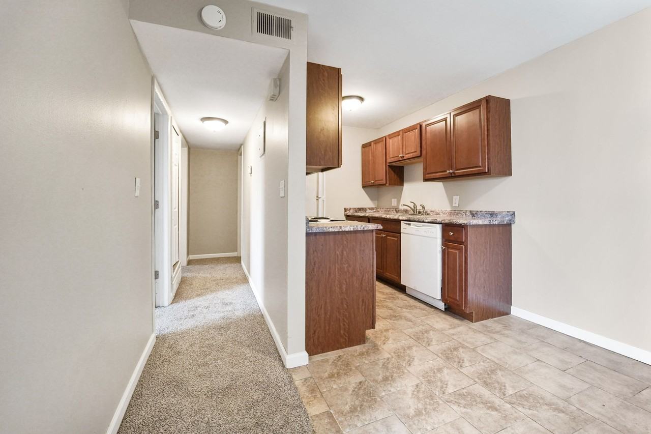 23210 Huron River Dr #12UPG - Photo 3 of 12