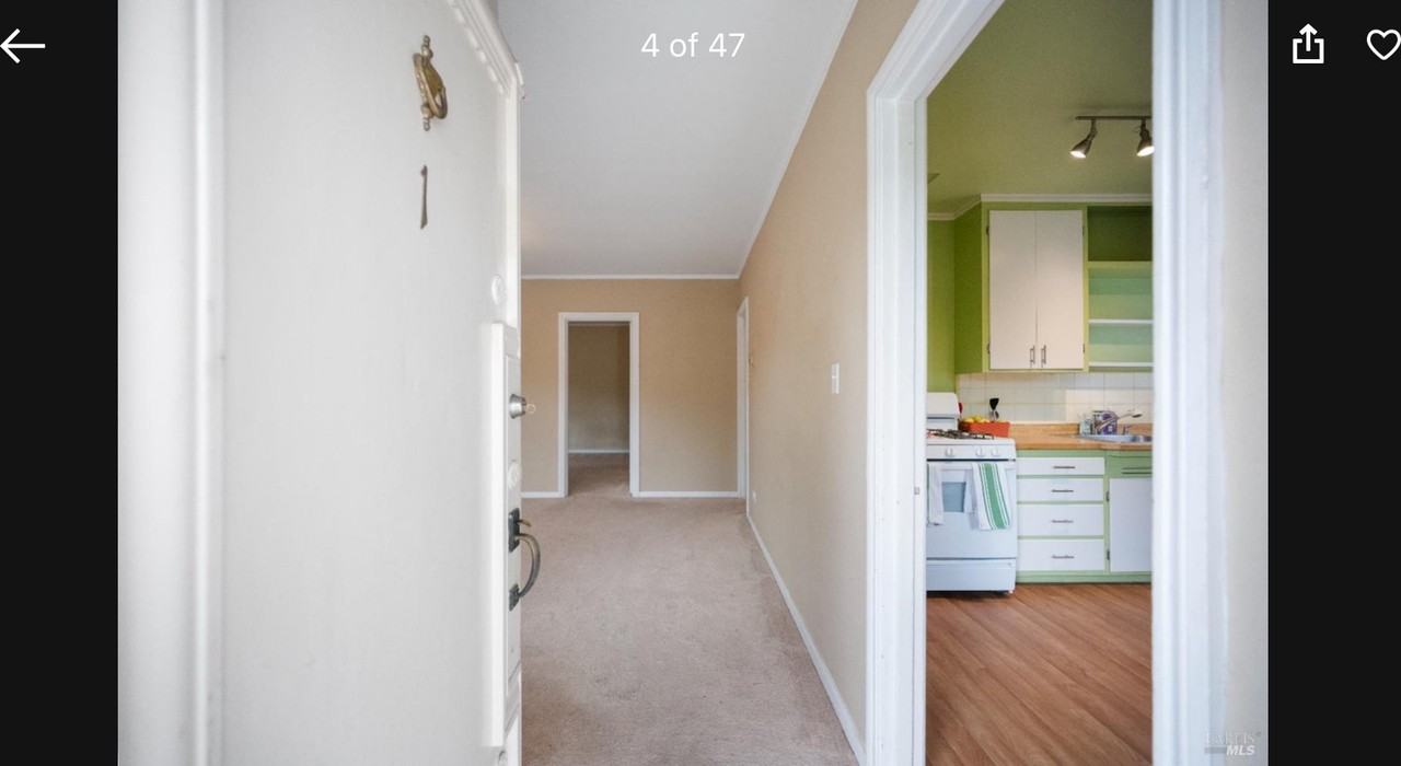 142 Bungalow Ave #1 - Photo 3 of 11