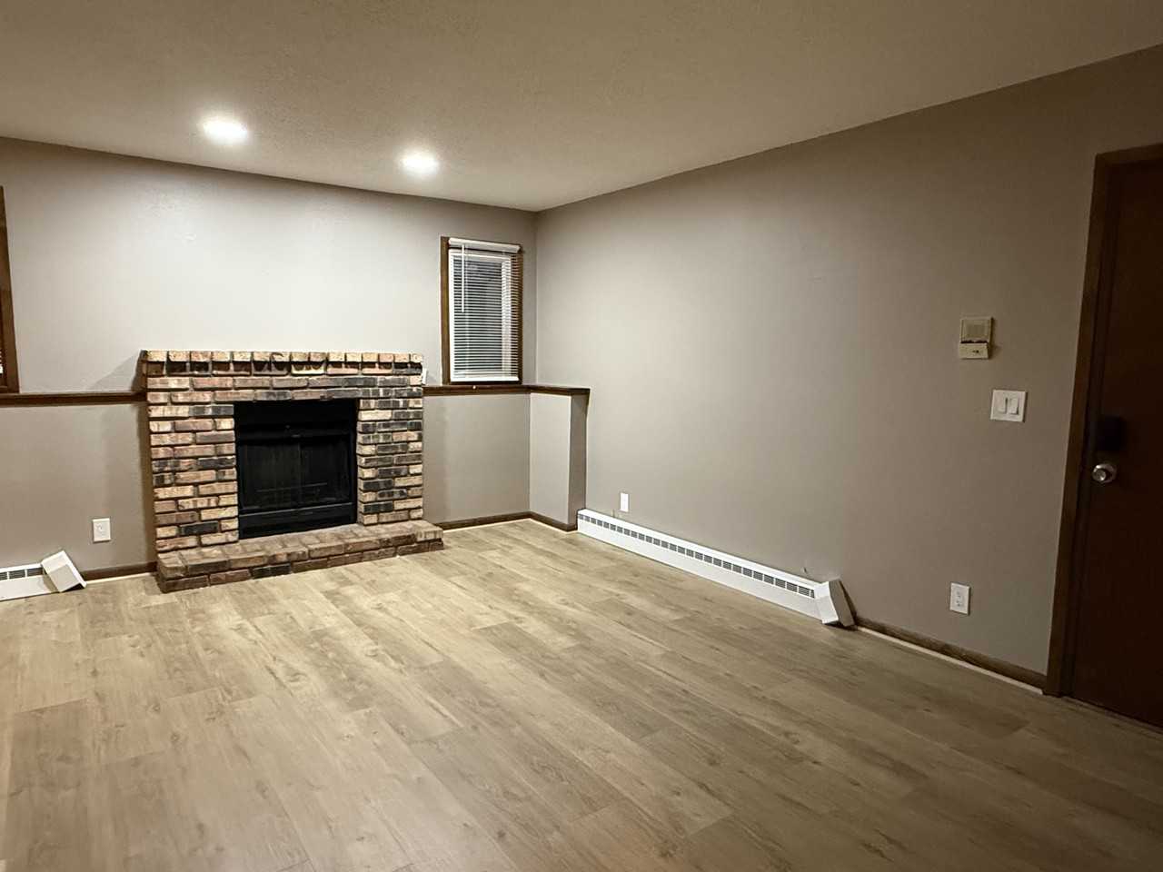 4004 Westover Rd Se #D - Photo 2 of 8