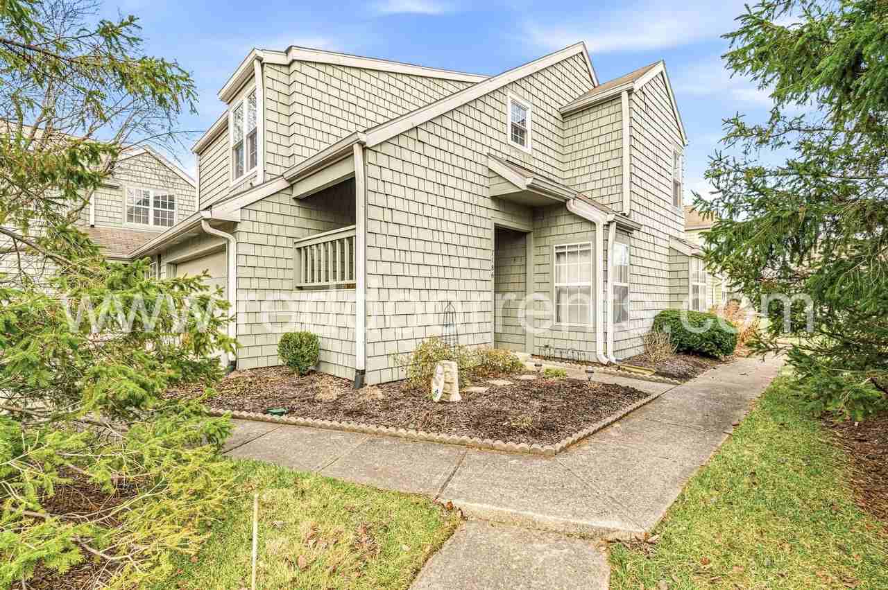 7186 Harbour Isle - Photo 2 of 24