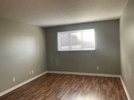 1829EDE - Photo 1 of 1