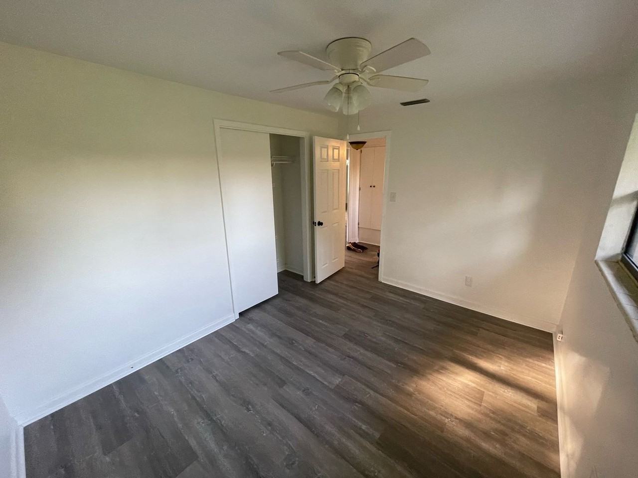 1608 Pine Ave - Photo 4 of 8