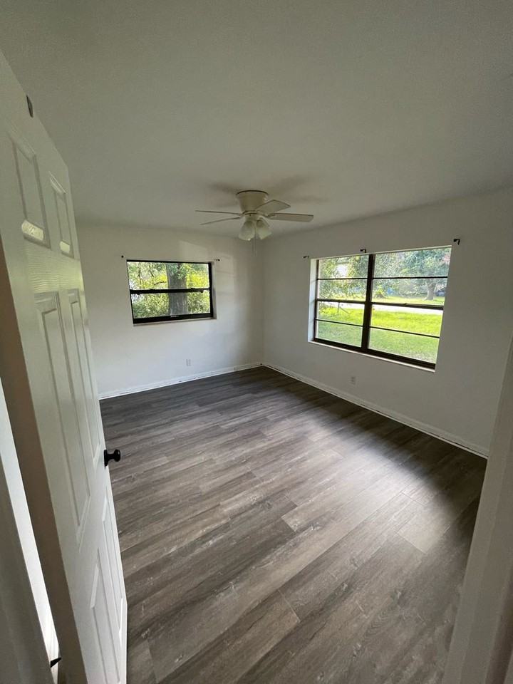 1608 Pine Ave - Photo 6 of 8