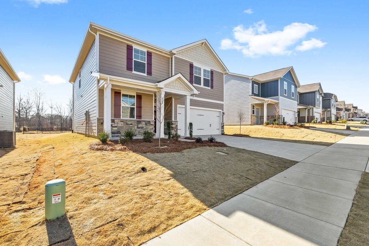 525 Mountain View Dr - Photo 2 of 18