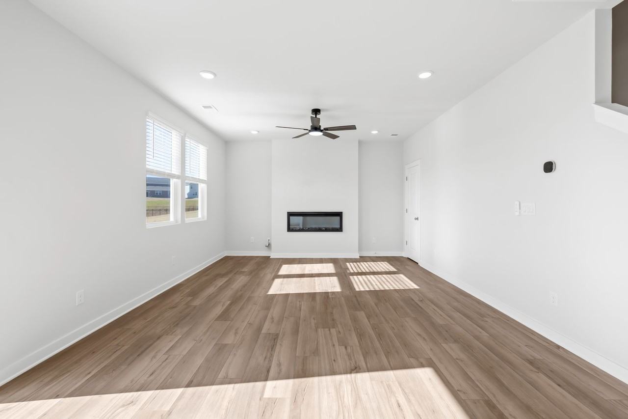 525 Mountain View Dr - Photo 4 of 18