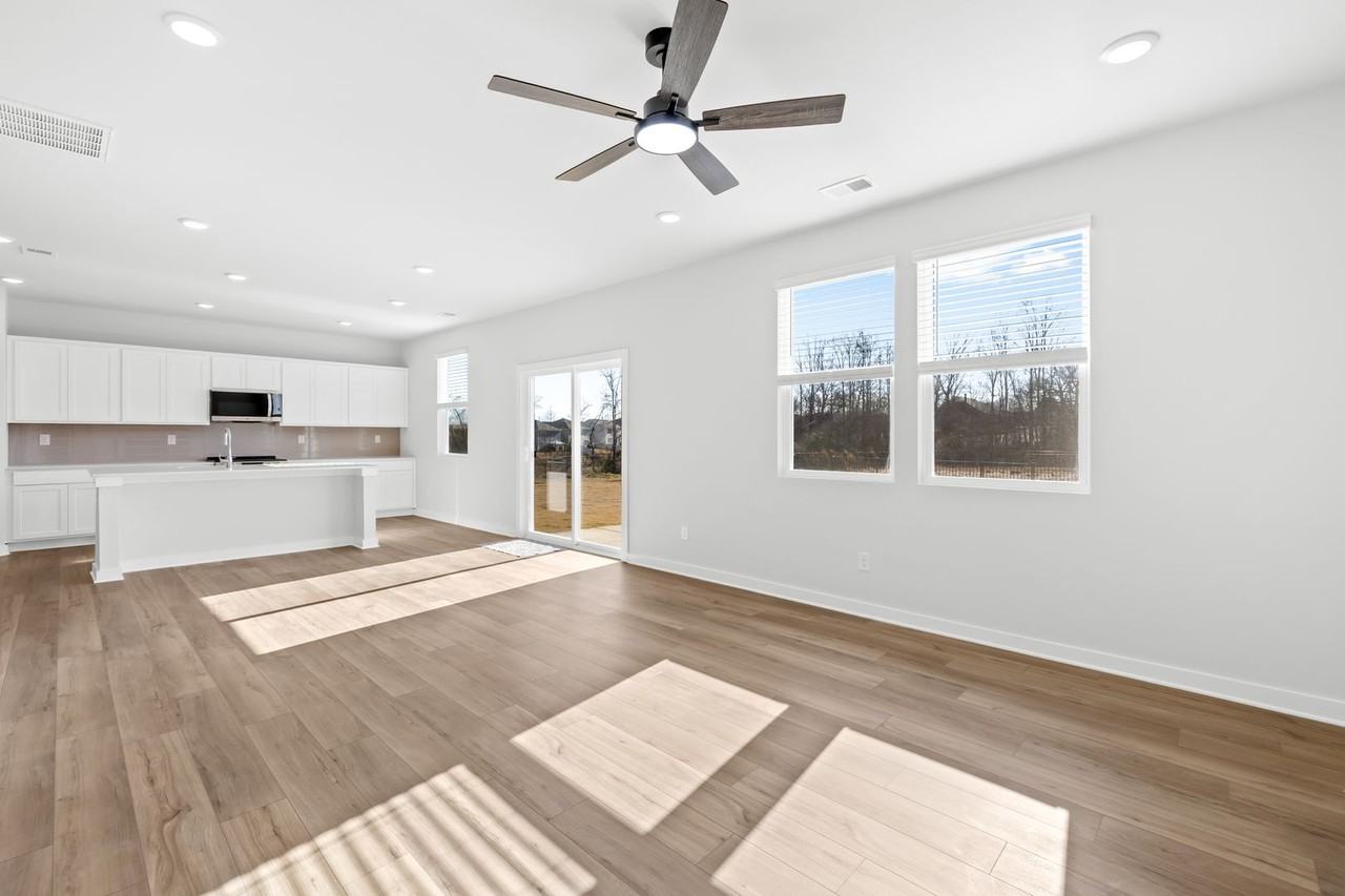 525 Mountain View Dr - Photo 6 of 18