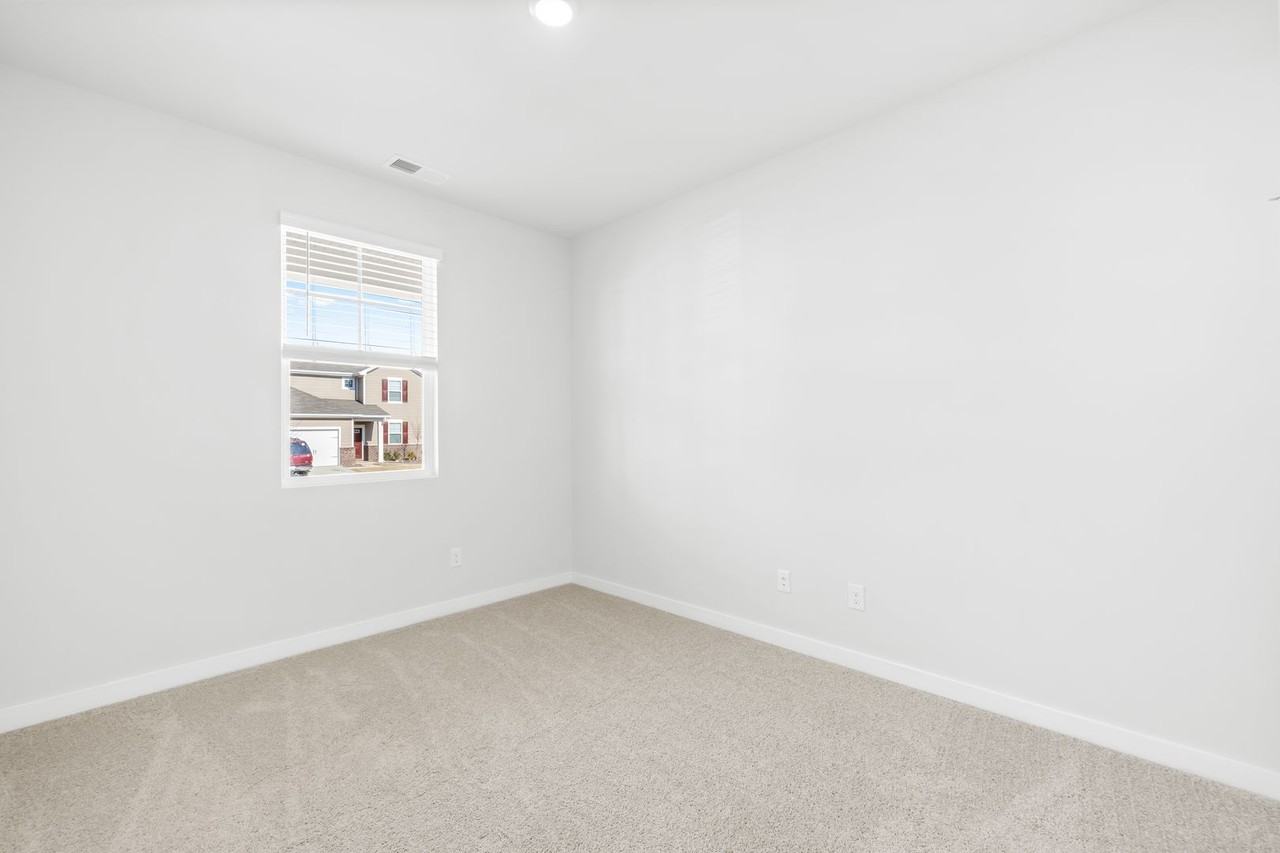 525 Mountain View Dr - Photo 7 of 18